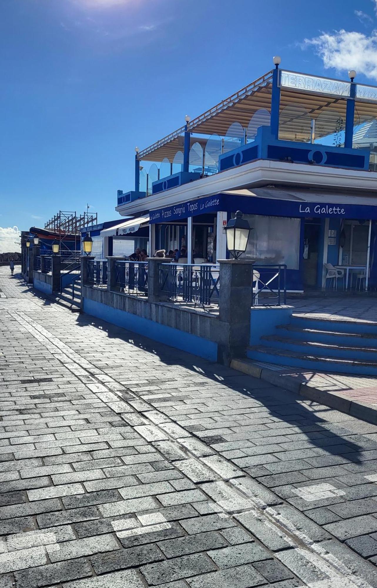 Botel Yacht Oceanis Clipper Las Galletas